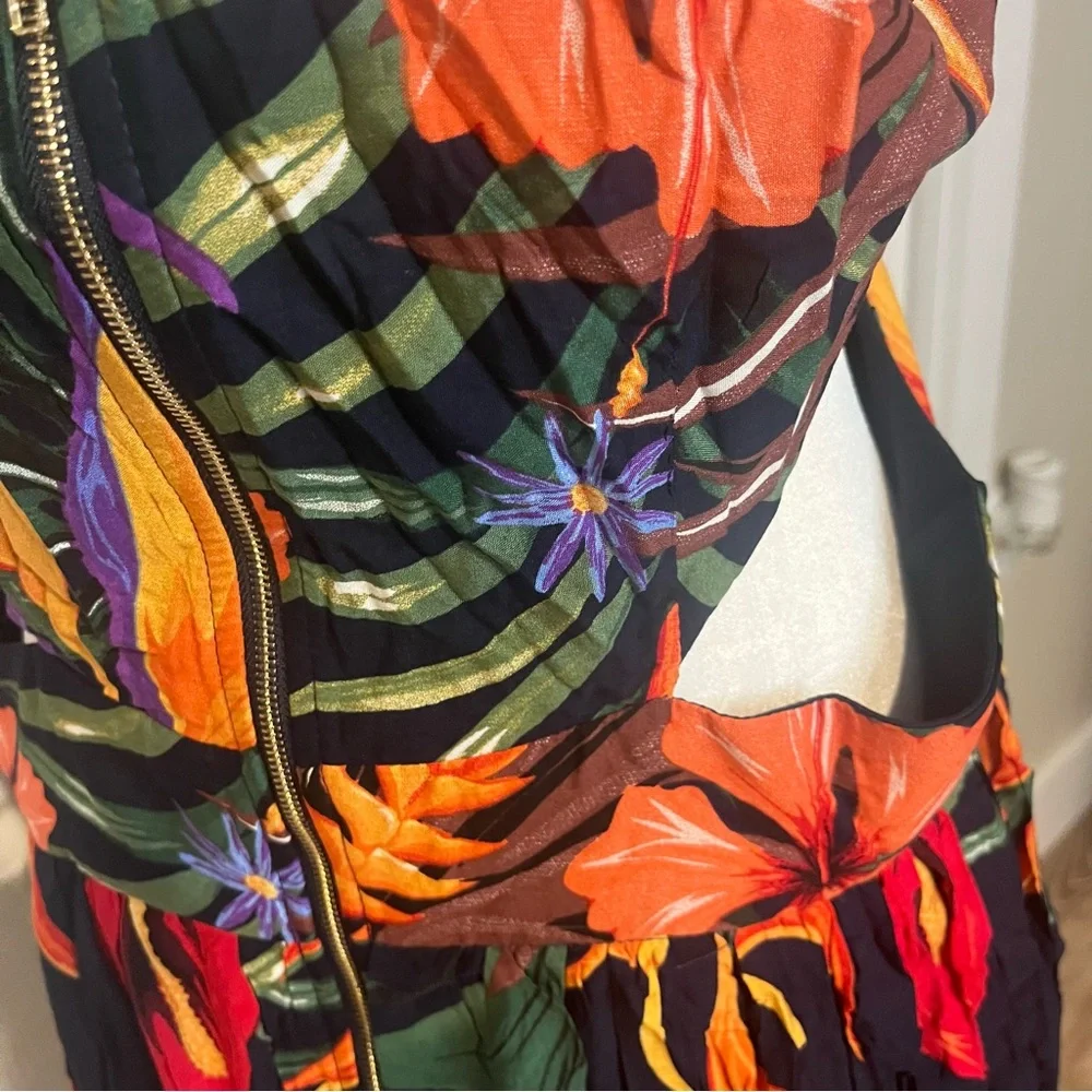 Fashion nova, NWT Key West, Tropical Print Maxi Dress with side cutouts,… - Picture 10 of 16
